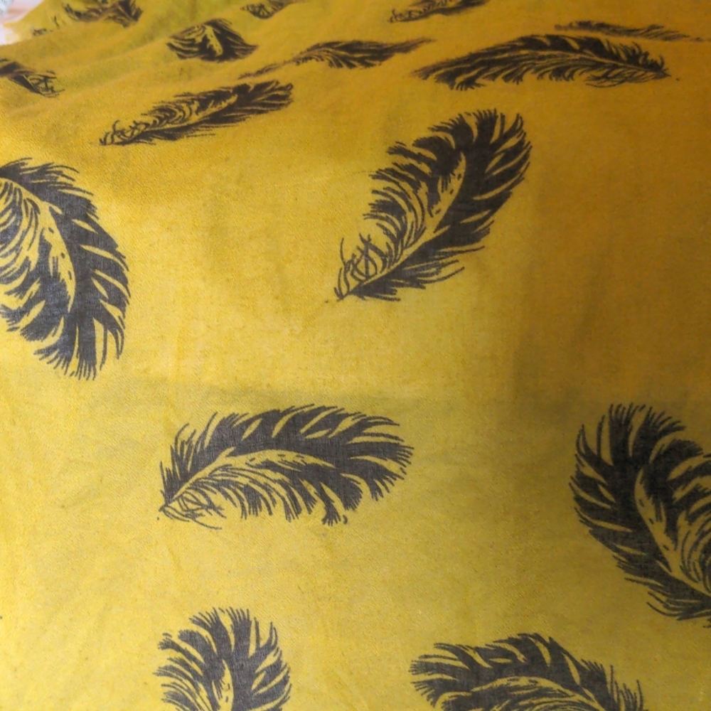 Scarf - Picture 2 of 2